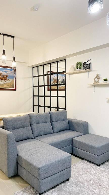Holiday apartment with pool & grill in Quezon City