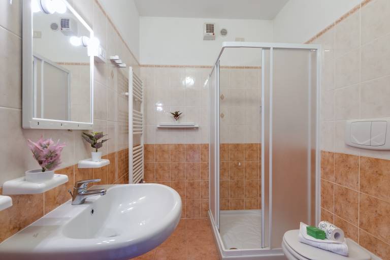 Rental apartment with yard | Mountain view — photo 4