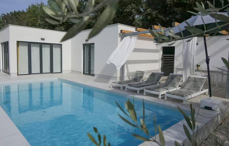 Ferienhaus  Valbandon