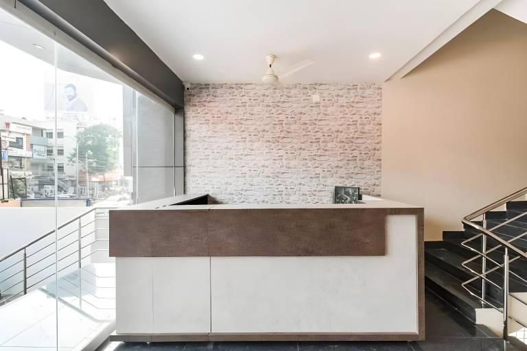 Super Townhouse Daba Garden Road — photo 4