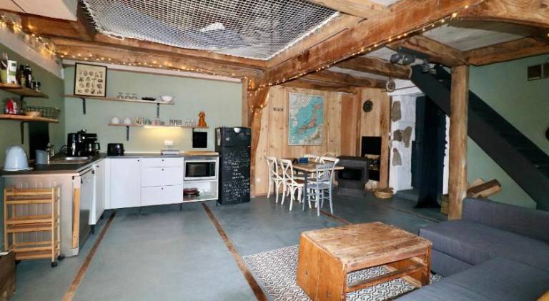 Rental apartment with hot tub in Gueret