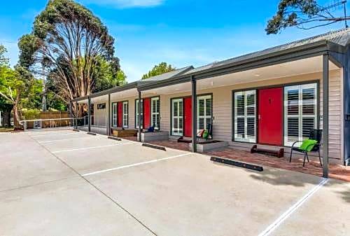 Motel  Macedon