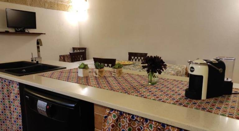 House with 2 rooms for 6 persons — photo 4
