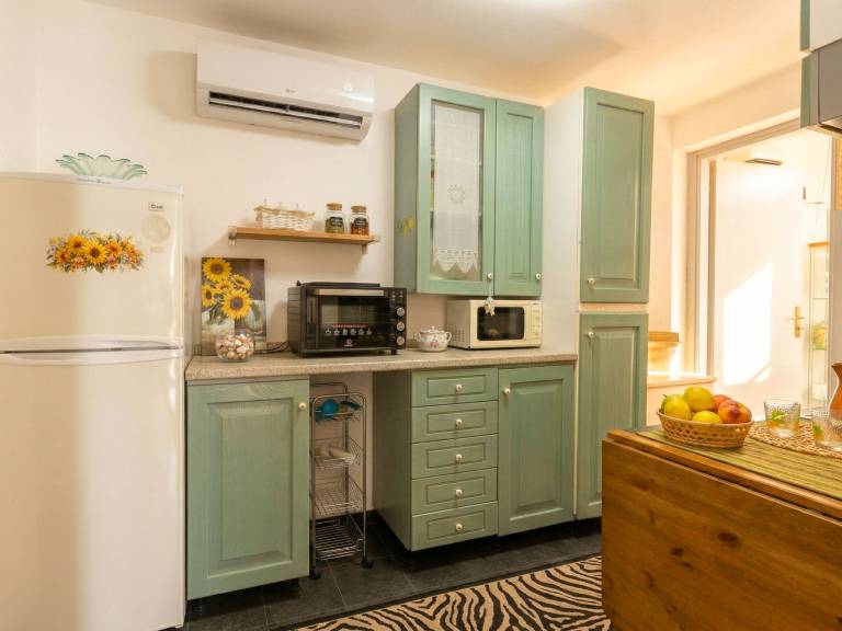 Holiday apartment with 2 rooms for 4 persons — photo 5