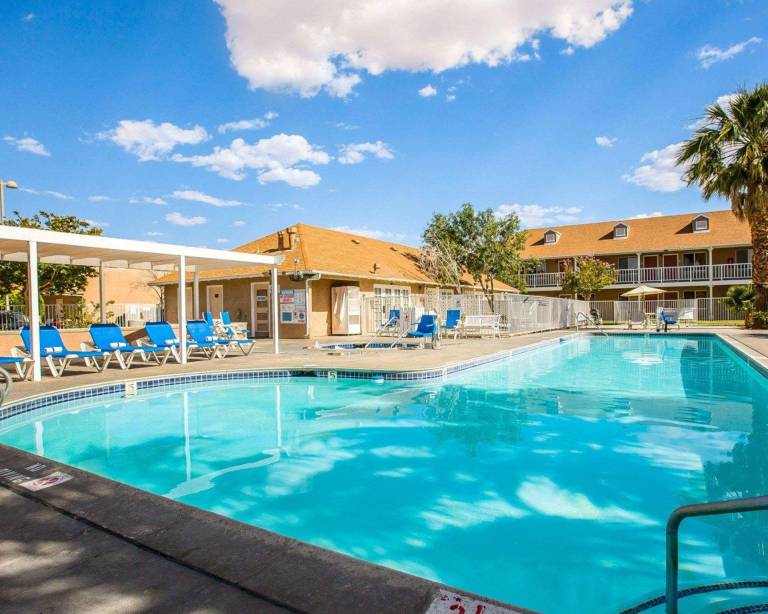Clarion Inn Near China Lake Naval Station — photo 3