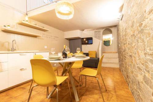 House  Catania