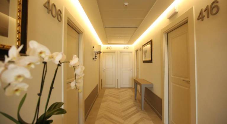 Hotel Ambassador — photo 4