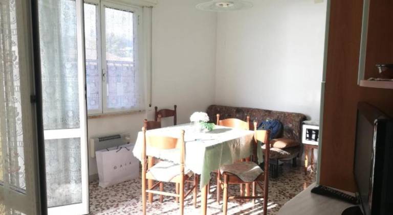 Holiday apartment with 2 rooms for 3 persons in Loano