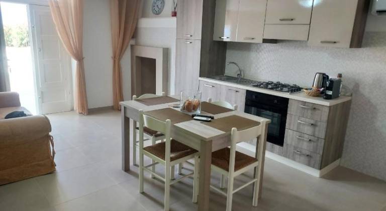Lovely holiday apartment with garden, BBQ & pool | Next to the beach | Dogs allowed — photo 2