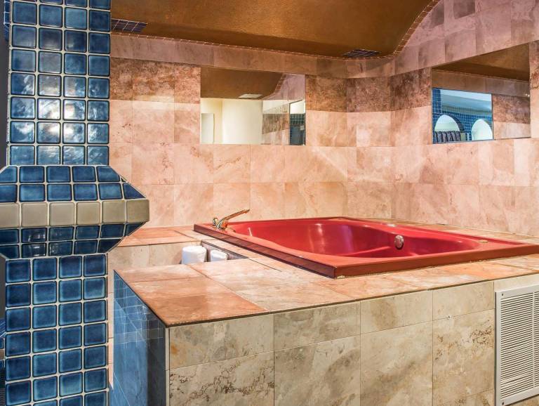 Quality Inn & Suites Seville — photo 4