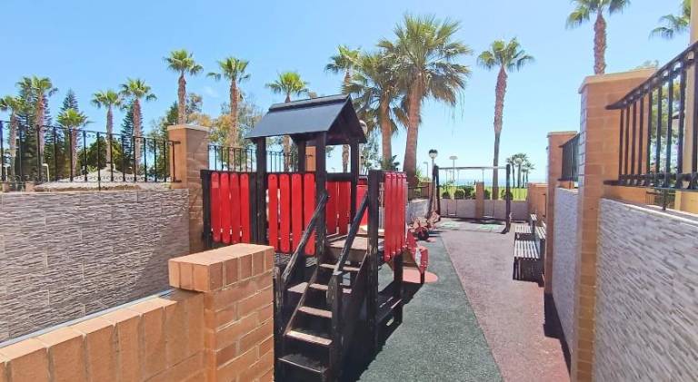 Rental apartment with patio, yard & pool | Beach nearby | Pets are welcome — photo 5