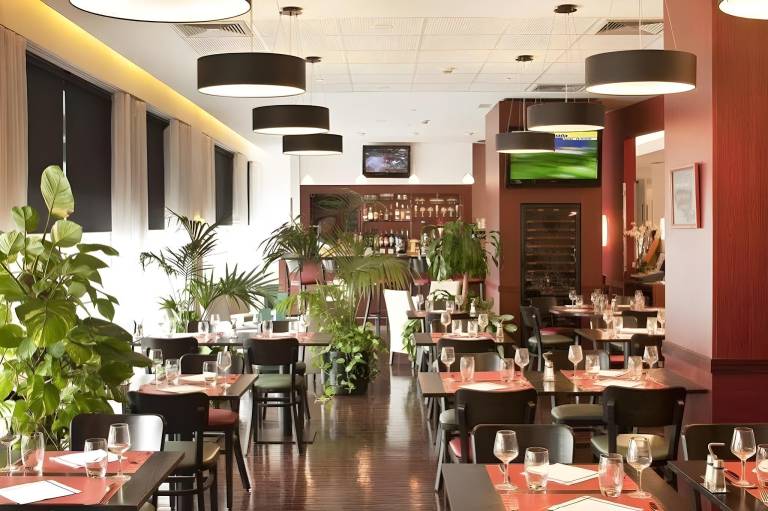 Travelodge BCN Cornella Fira — photo 2