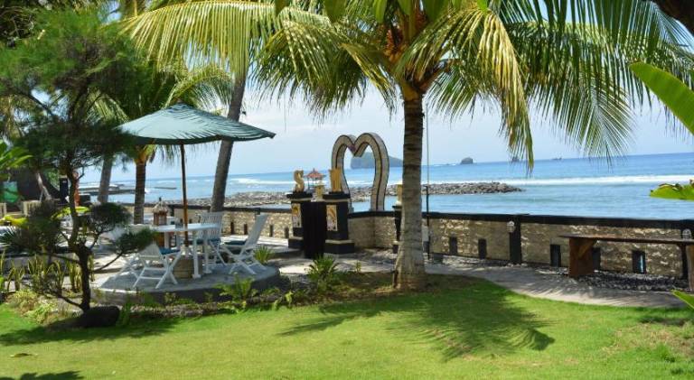 Segara Wangi Beach Cottages — photo 4