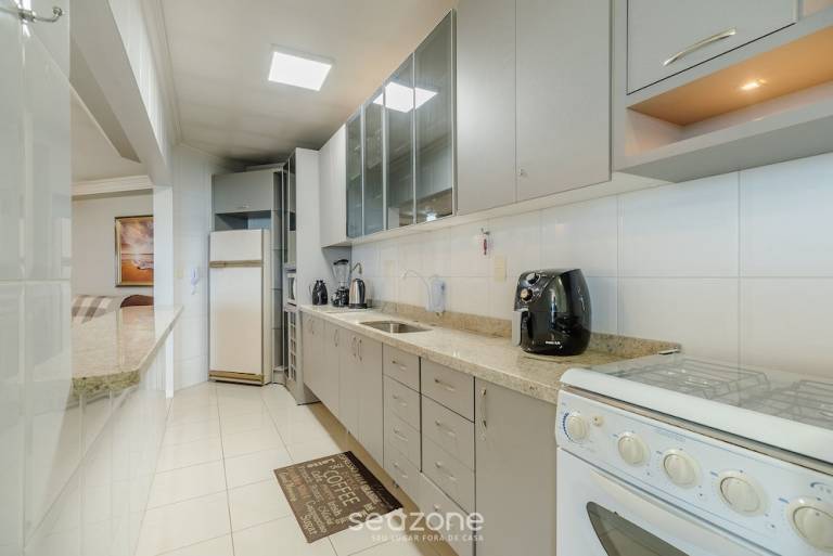 Apartamento Meia Praia
