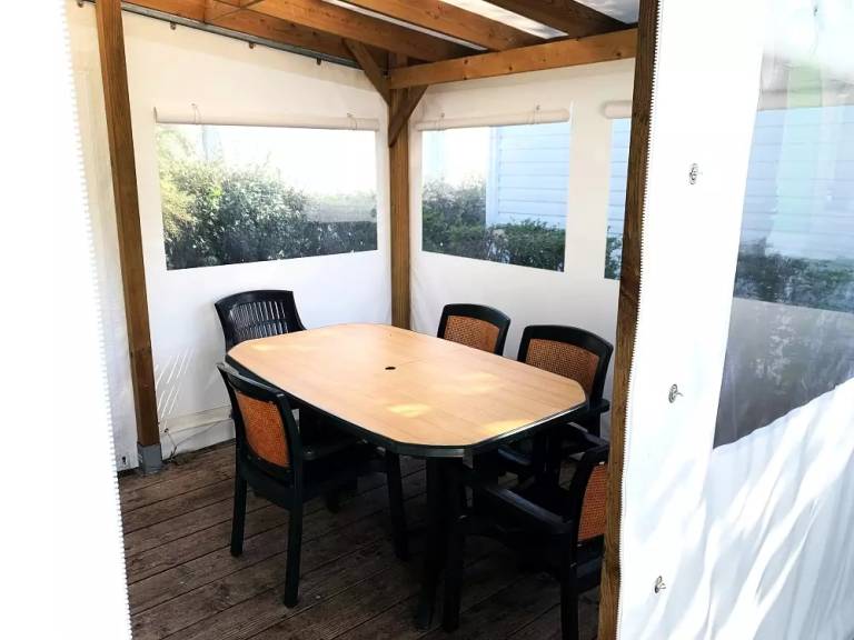 Camping Plein Sud - Cottage Confort 3/4 Plus - 2 bedrooms - TV 4 people — photo 2
