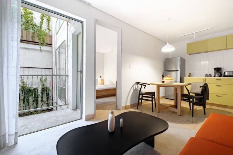 Family-friendly lovely rental apartment with fast internet & barbeque | Dogs allowed — photo 2