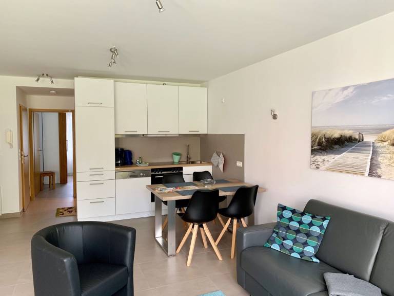 Apartment with terrace, yard & barbeque — photo 3