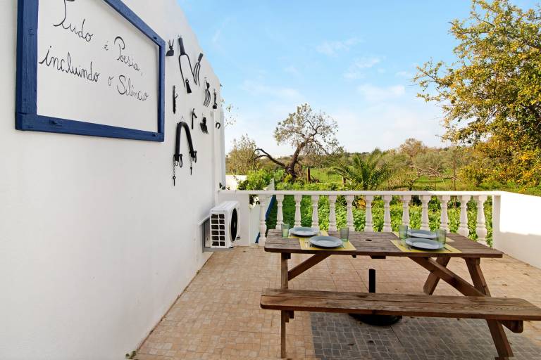Country House "Quinta do Mestre - Casa do Campo" with Sea View, Shared Garden & Wi-Fi — photo 2