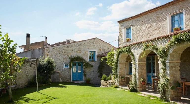 Bed & Breakfast  Orroli