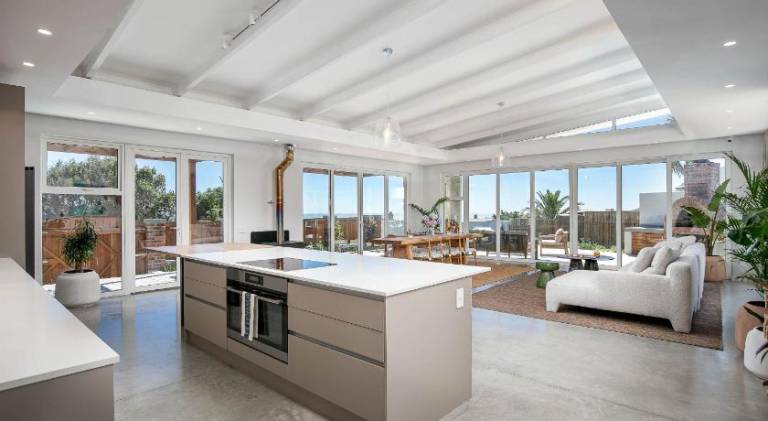 253 m&sup2; Ferienhaus