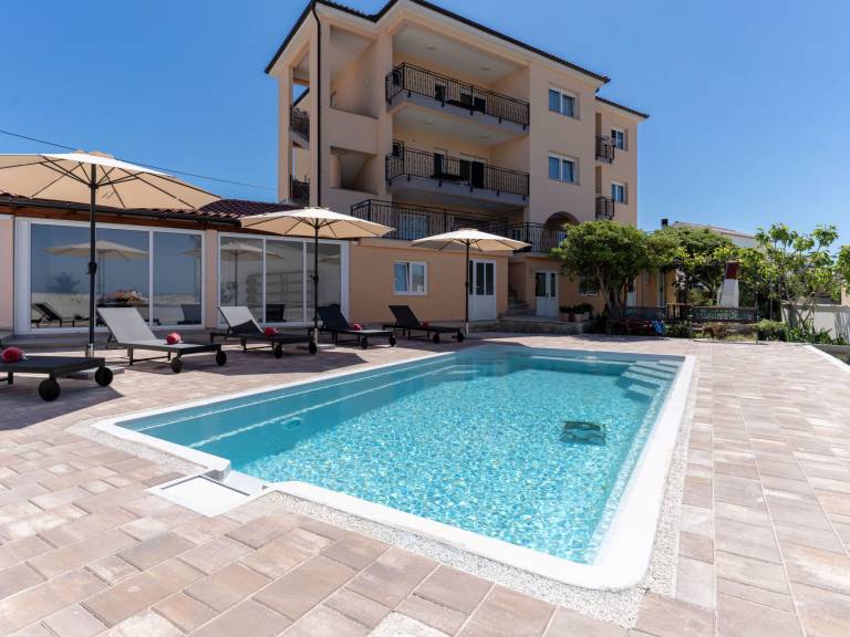 Ferienwohnung in Lopar, Kvarner-Bucht, Kroatien für max. 4 Personen Ferienwohnung in Lopar, Kvarner-Bucht, Kroatien für max. 4 Personen