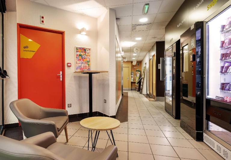 B&B HOTEL Lille Tourcoing Centre — photo 3