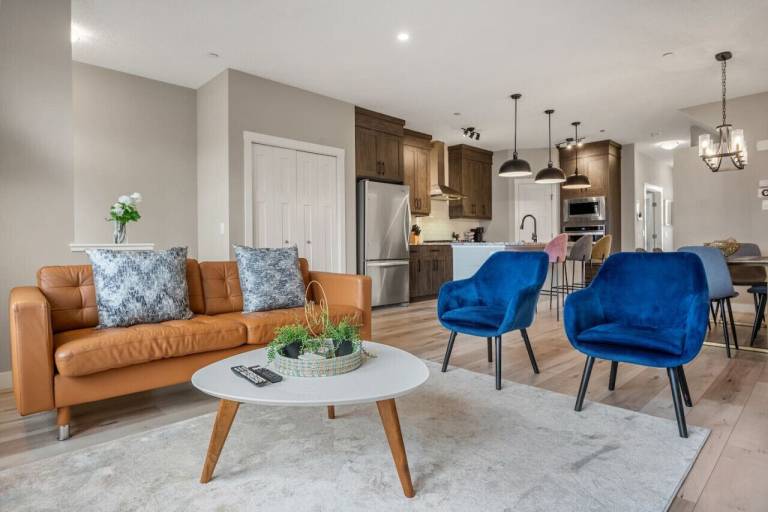 House  Airdrie