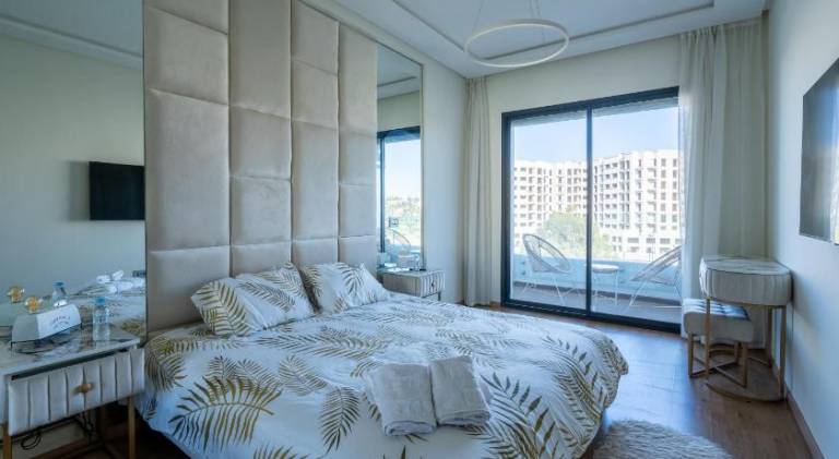 Apartment with pool in Casablanca