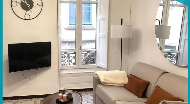 Rental apartment with 1 room for 4 persons in Bourg-les-Valence