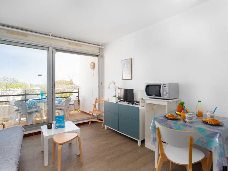 Apartment with pool & terrace | Close to the beach | Pets are welcome — photo 2