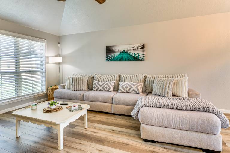 9 Mi to College Station: Dog-Friendly Home w/ Yard — photo 4