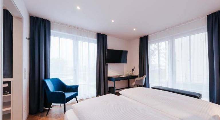 Bed & Breakfast  Unterschleißheim