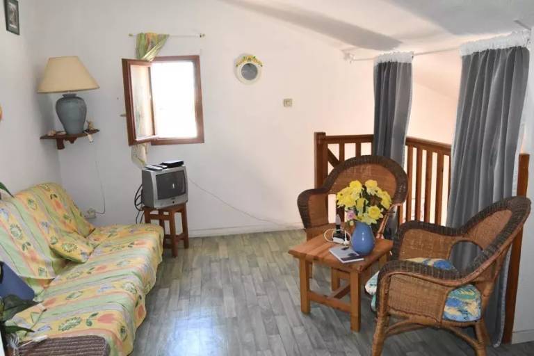Vacation home with 2 rooms for 6 persons — photo 2