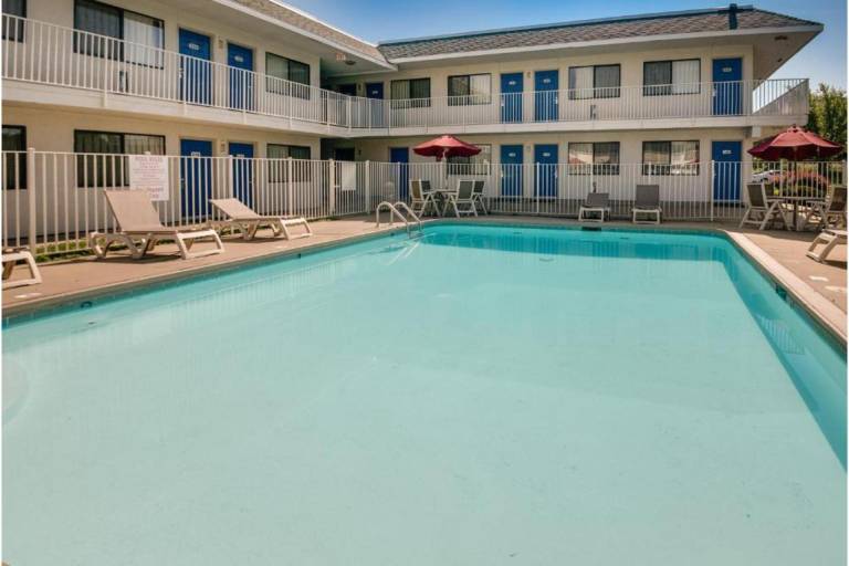 Motel 6 Lenexa, KS - Kansas City Southwest in Lenexa, KS