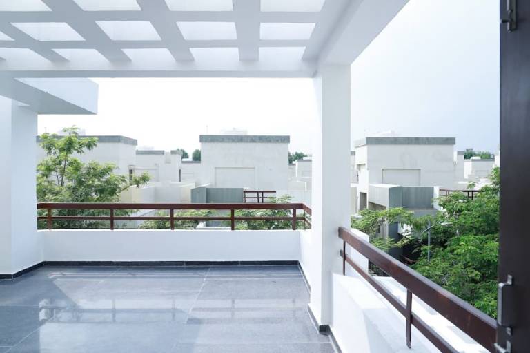 Homesphere Suites