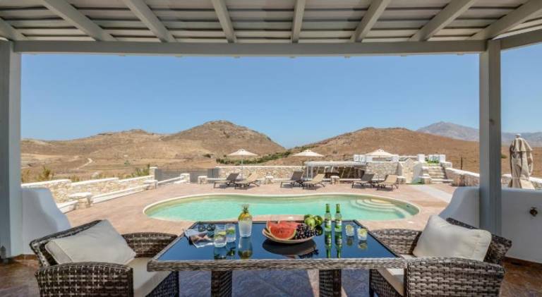 Fully equipped wonderful villa with BBQ, private pool & terrace | Perfect for remote work | Pets are welcome — photo 3