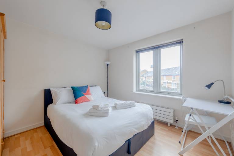 Spacious 2BD Flat in the Heart of West London