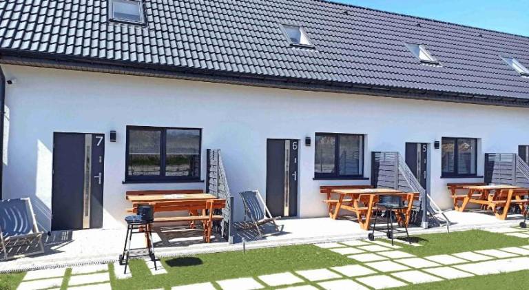 Apartment with BBQ, terrace & garden — photo 4