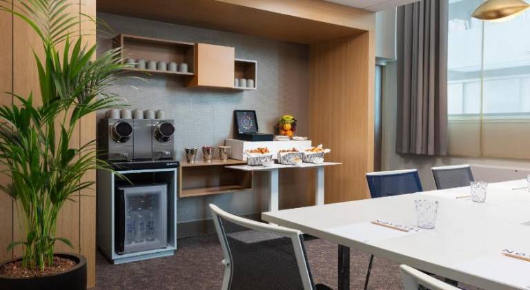 Novotel Paris Stade Basilique — photo 5