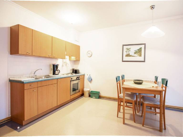 Klassik Ferienwohnung mit 1 Schlafzimmer und Balkon im Dachgeschoss — photo 3
