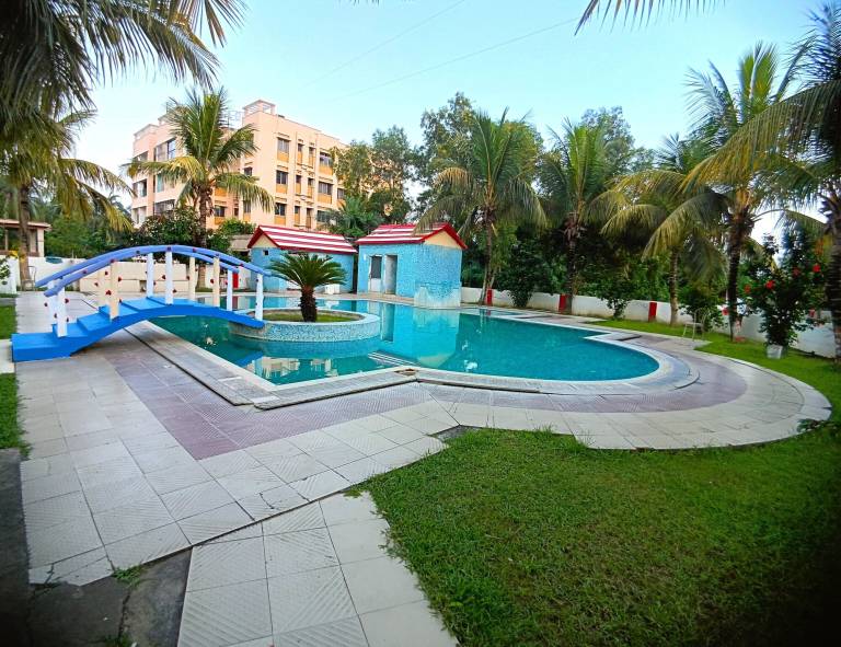 Resort  Ghersai
