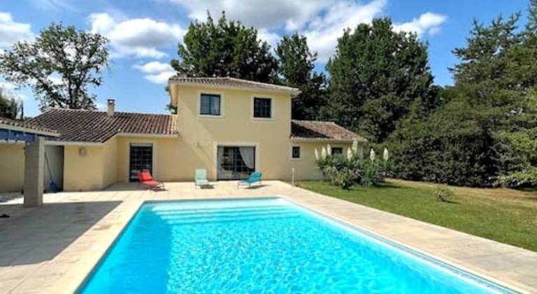 House with pool in Chancelade