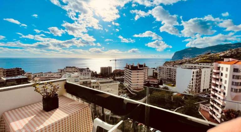 Beautiful rental apartment with garden & terrace | Close to Doca do Cavacas | Pets allowed in Funchal