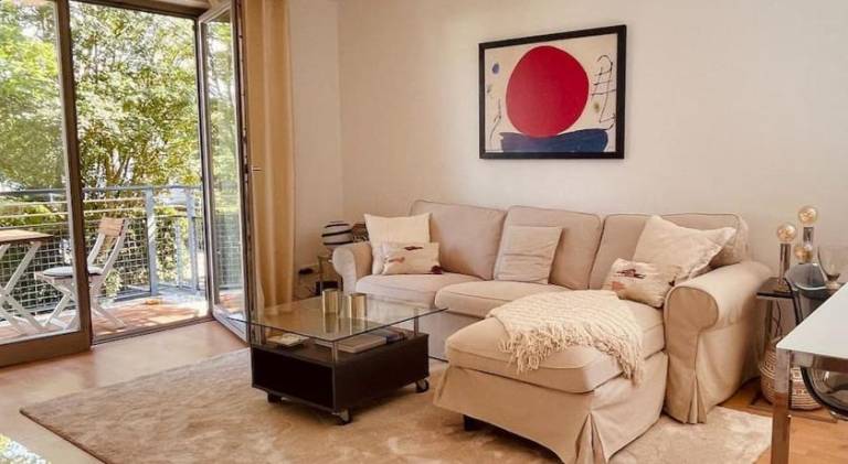 Rental apartment with 1 room for 2 persons in Schoenefeld