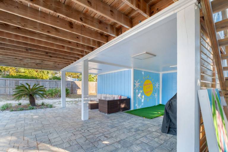 Family-oriented vacation home with patio, garden & barbeque | Pets are welcome — photo 4