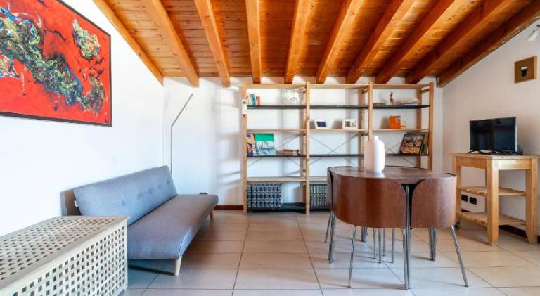 Apartment with 2 rooms for 4 persons — photo 3