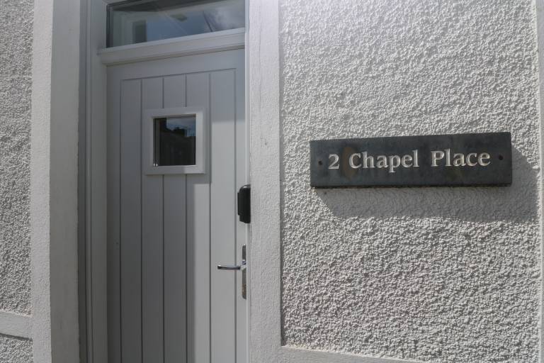 Cottage with yard | Beach view — photo 2