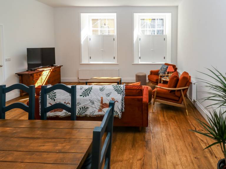 Family-oriented nice cottage | Beach view | Pets allowed — photo 3