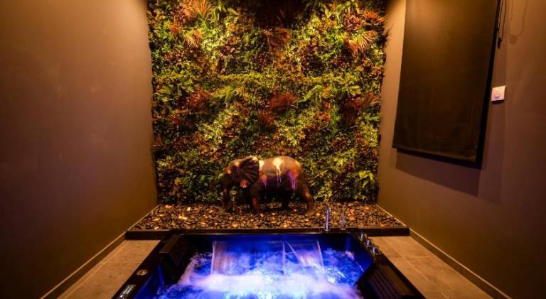 Holiday apartment with jacuzzi — photo 3