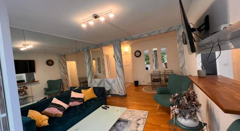 Rental apartment with barbeque in Vanves